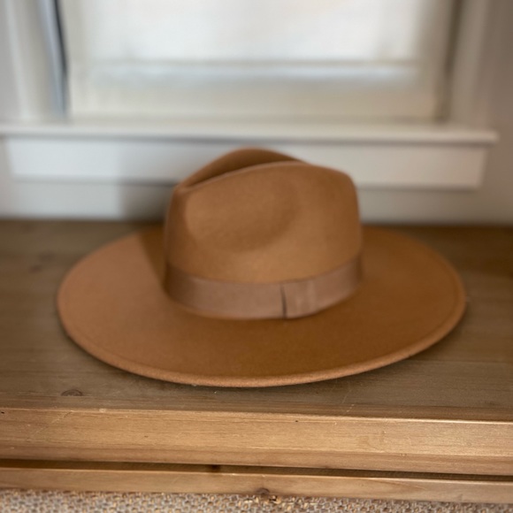 CJLA Chelsea wool hat - Picture 1 of 4